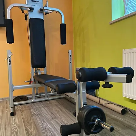 U Lejbusia Sauna & Gym شقة